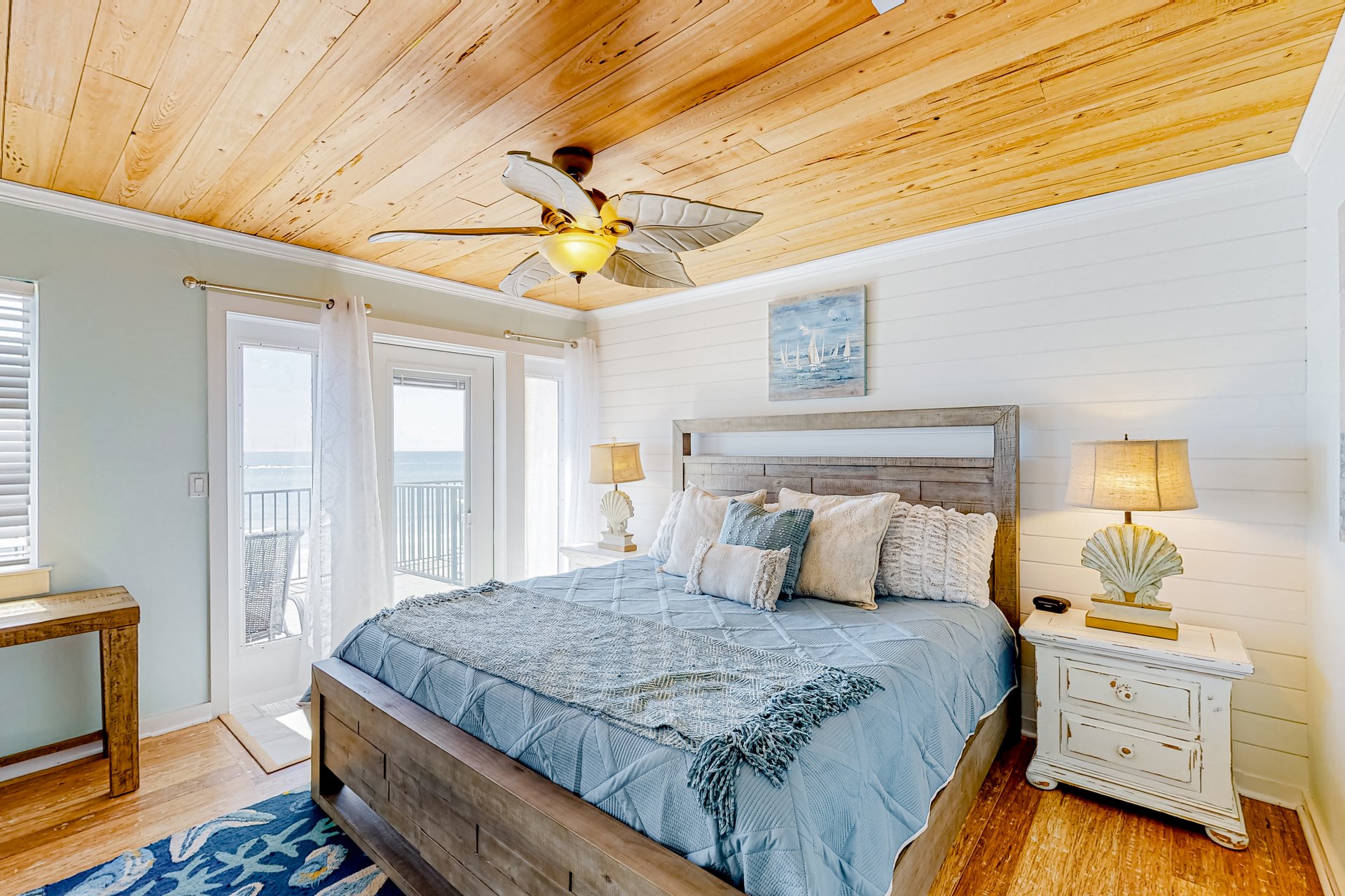 Costa Del Sol A7 Livin it Up 14