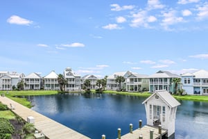 King Suite with Lake Views, 2nd Floor