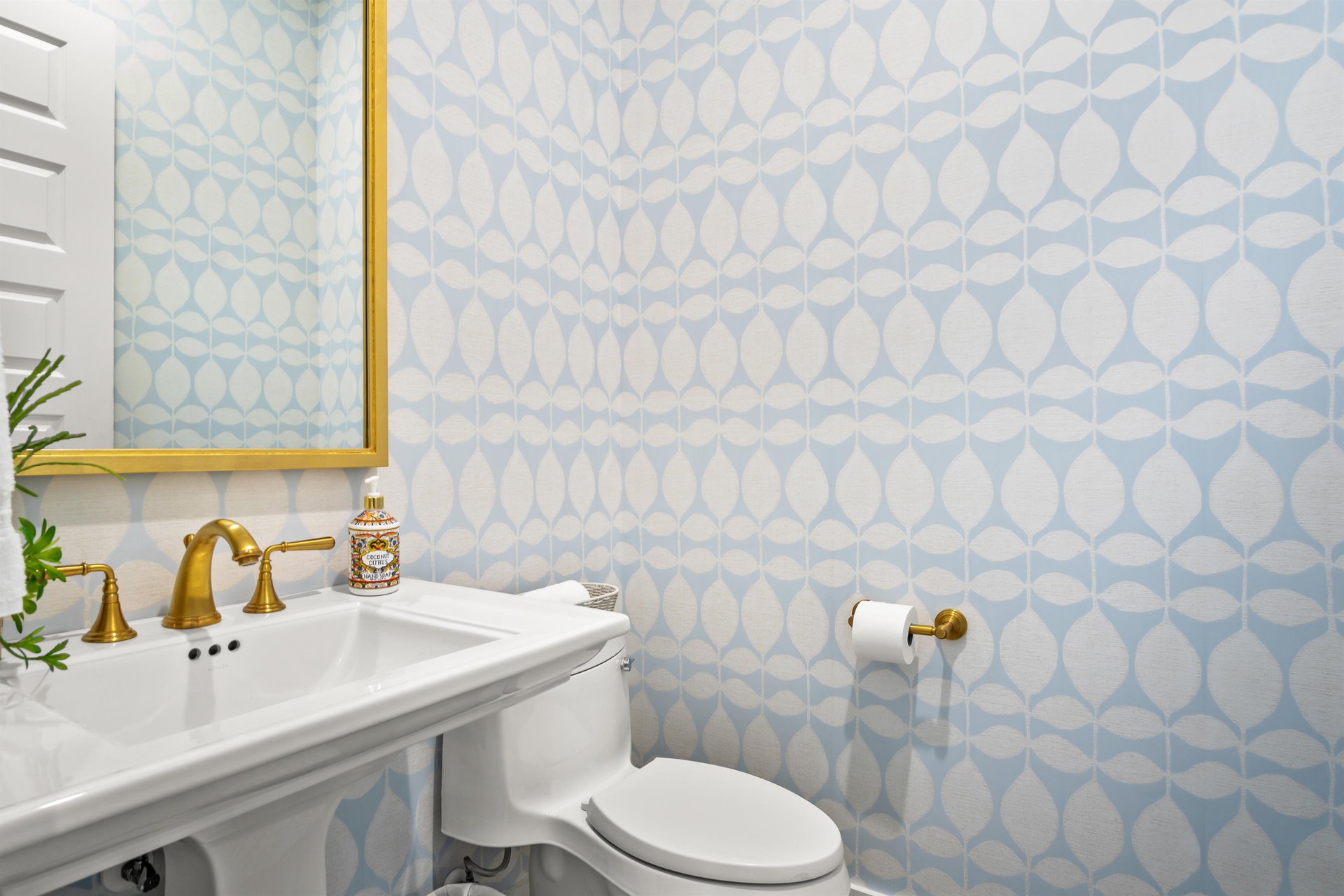 Powder Room, 2nd Floor