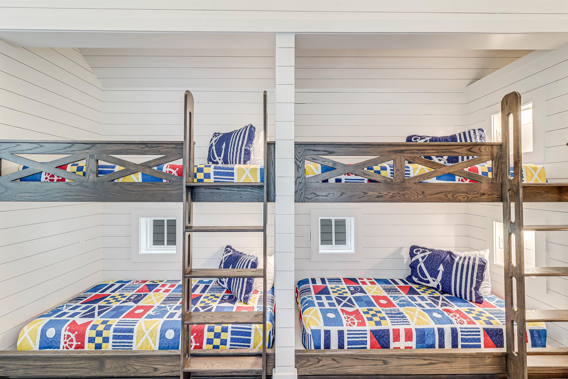 2nd Floor, Bunk Bedroom