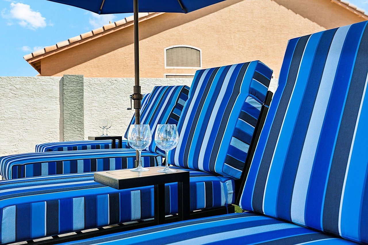 Relaxing Loungers