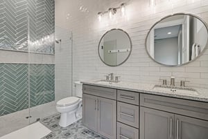 Primary King Ensuite, 1st Floor