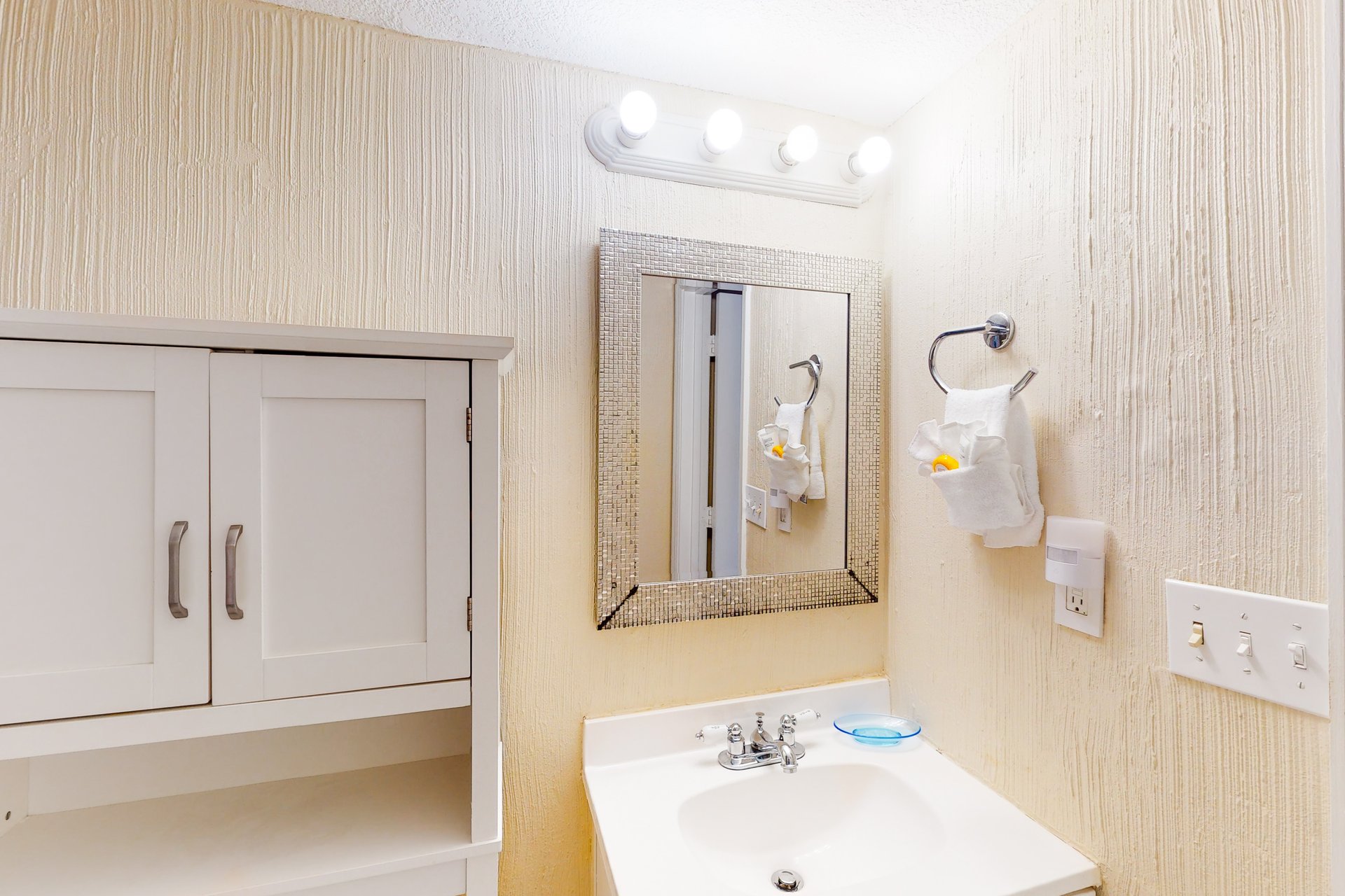 Sunset Harbour Villas 1112 15