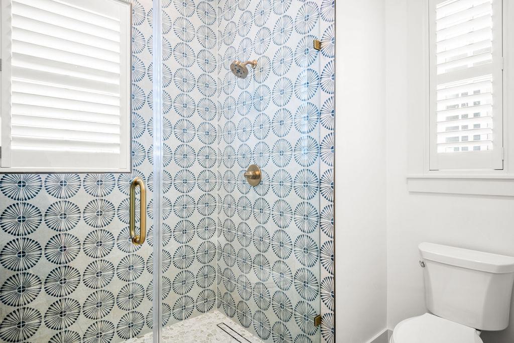 Primary King Bathroom, 2nd Floor