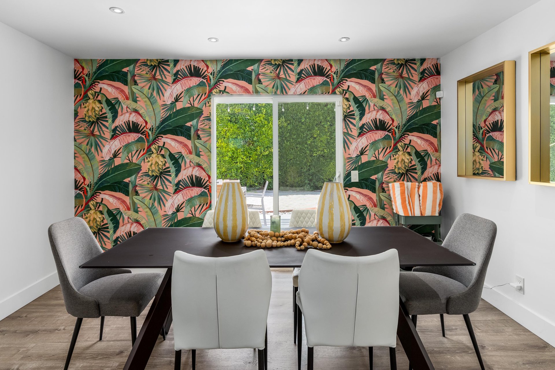 Gorgeous dining room with space for 6