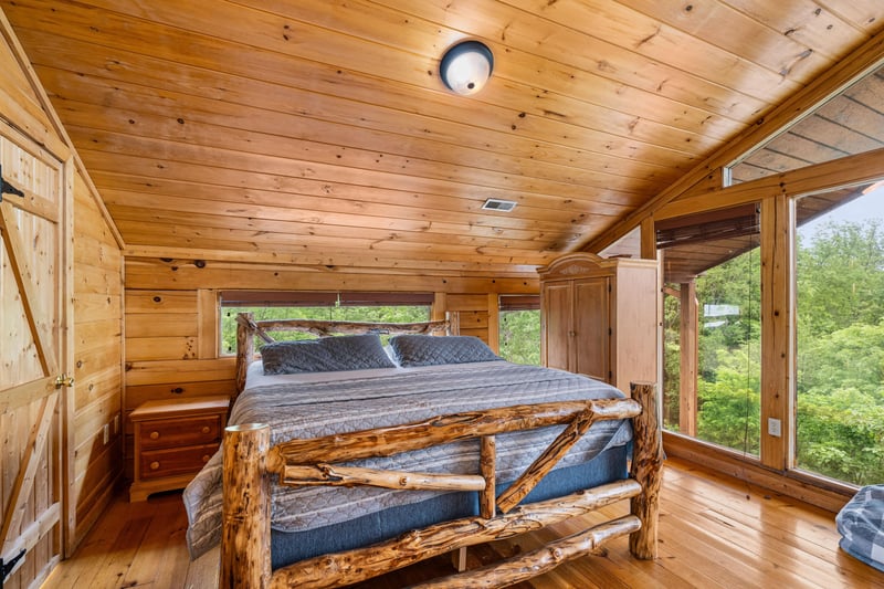 King Bed
