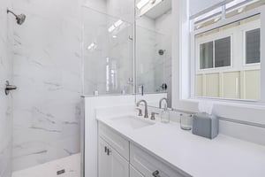 2nd Floor, Primary King Bathroom