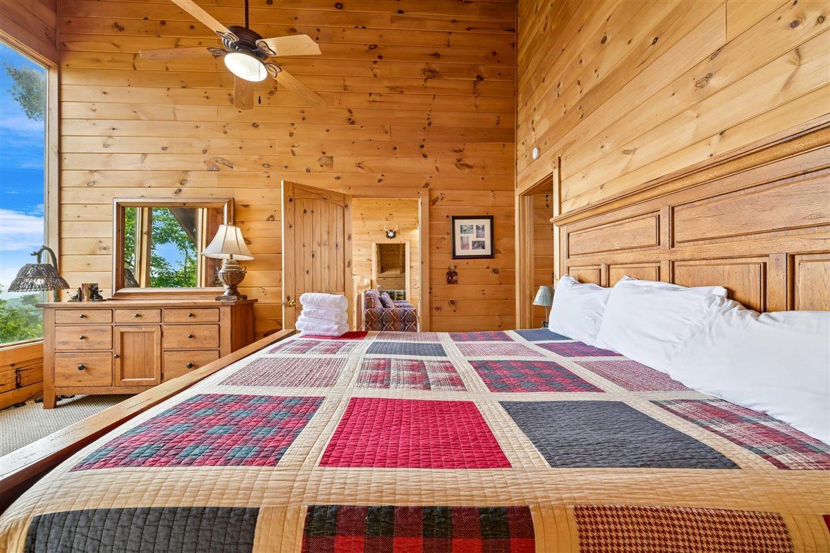 59Bedroom