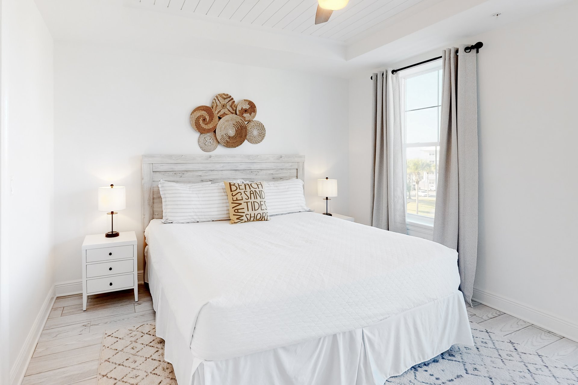 Gulf Place Residence 207 13