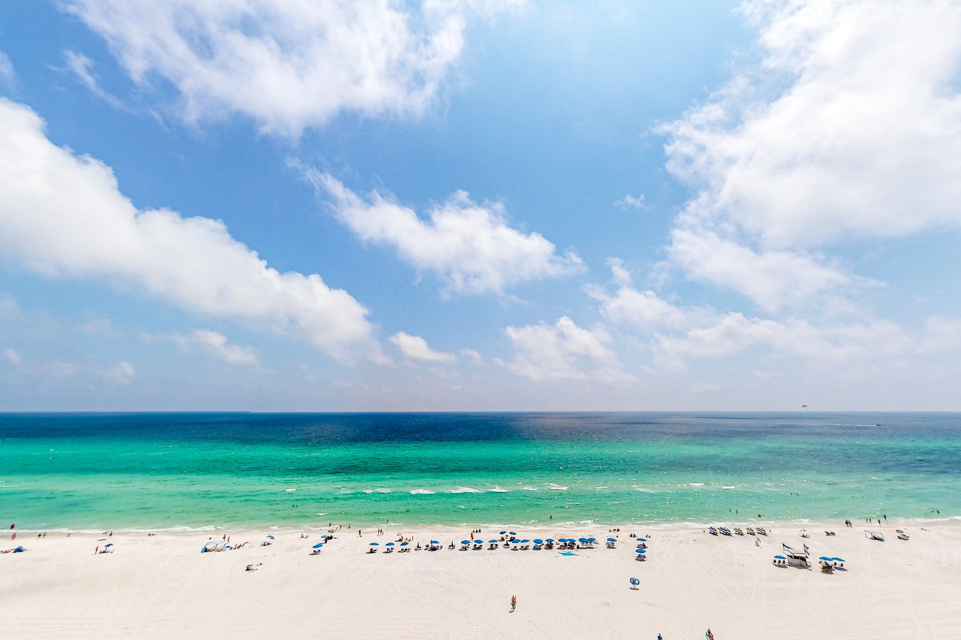 Boardwalk Condos, 906C 3