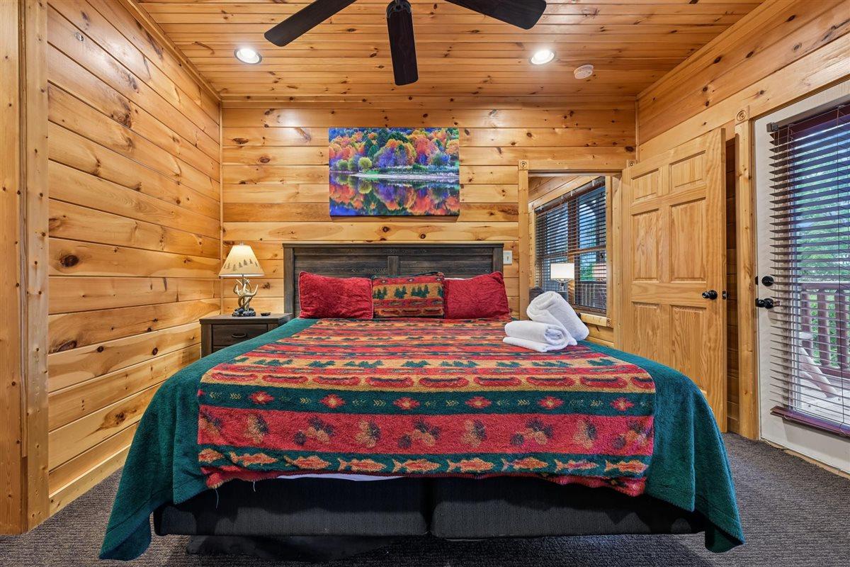 035Bedroom