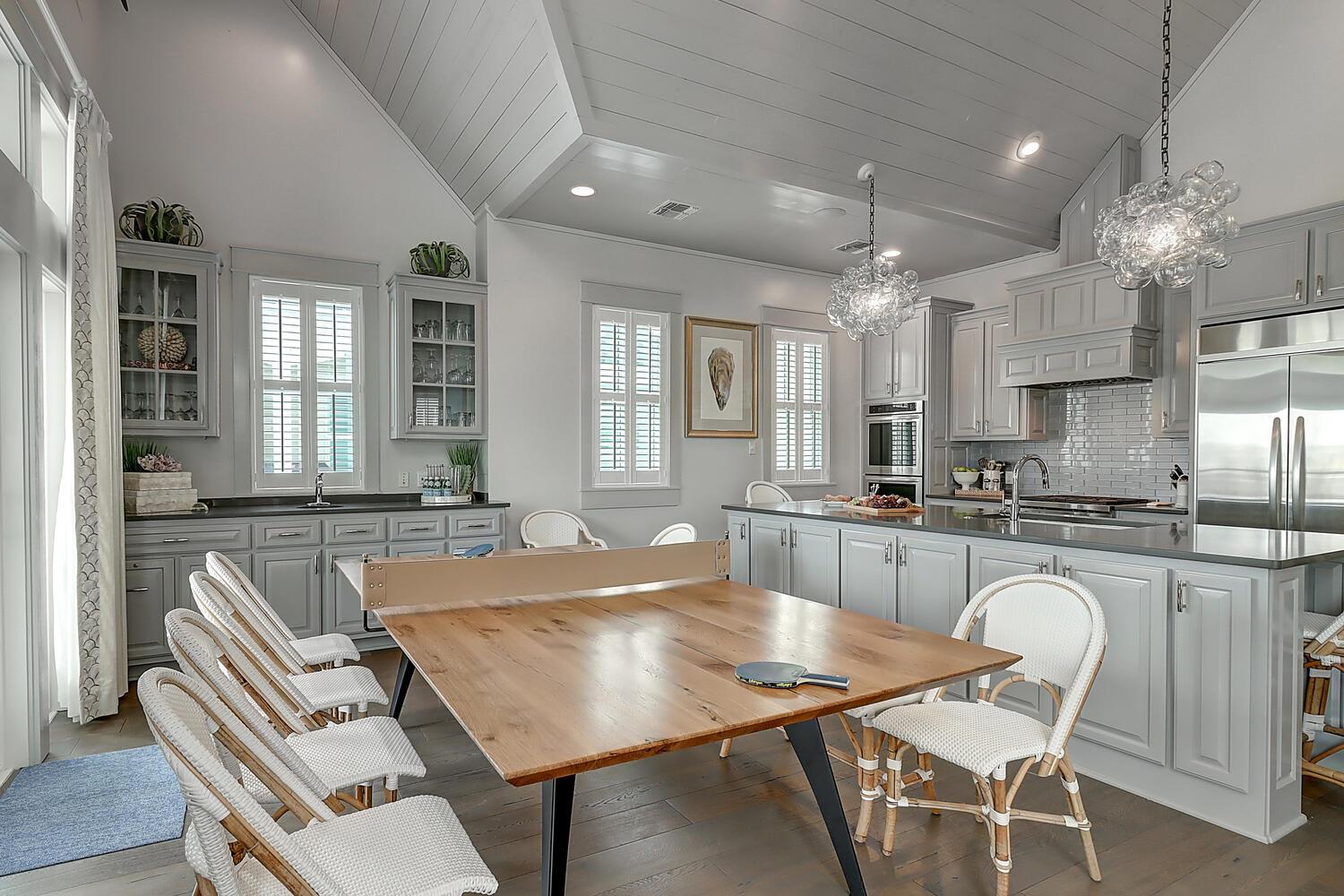 2nd Floor DiningPing Pong and Wet Bar