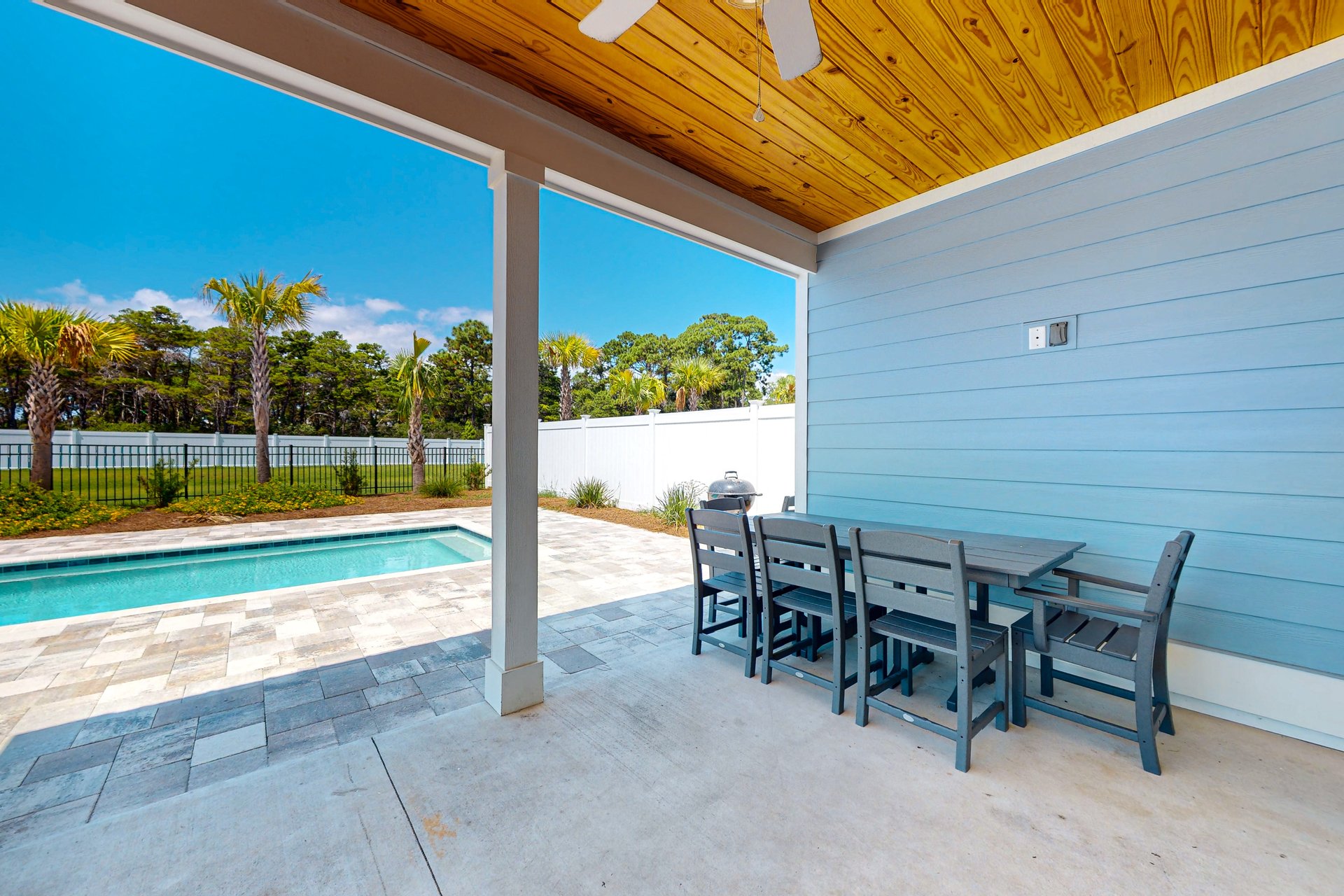 Lyndell Lane Leisure 36