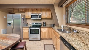 Gatlinburg Lodge Int 006original