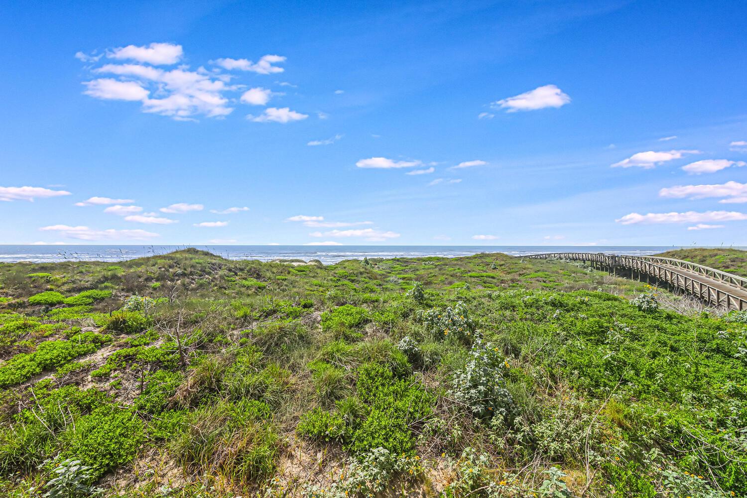 Shared Balcony with Gulf Views, 2nd Floor