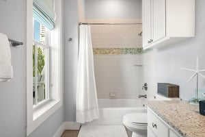 1st Floor, Shared Bathroom