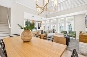 1st Floor, Dining Area