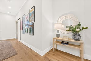 1st Floor, Living Room