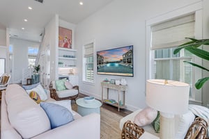 Living Area With Beverage Bar, 1st Floor