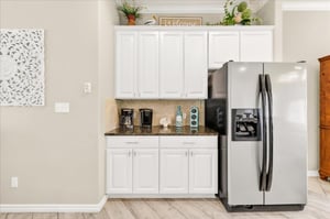 1st Floor, Kitchen