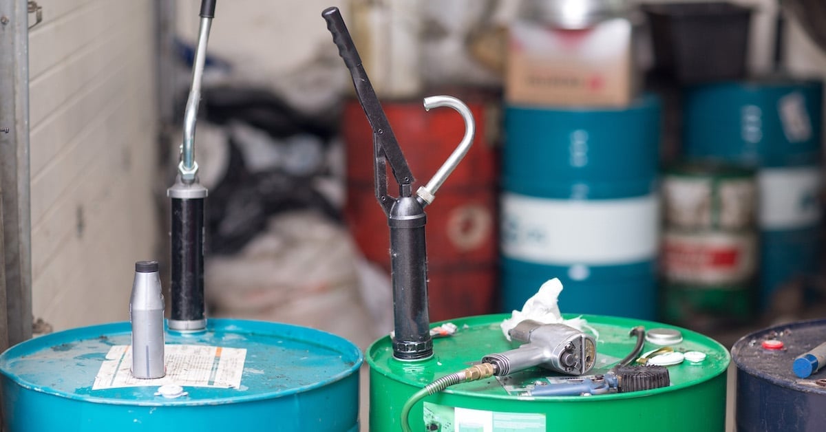Lube room with oil barrels