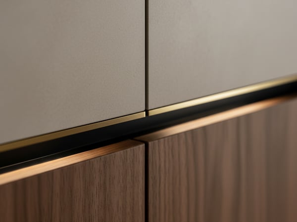 Finished fit-out material junction detail