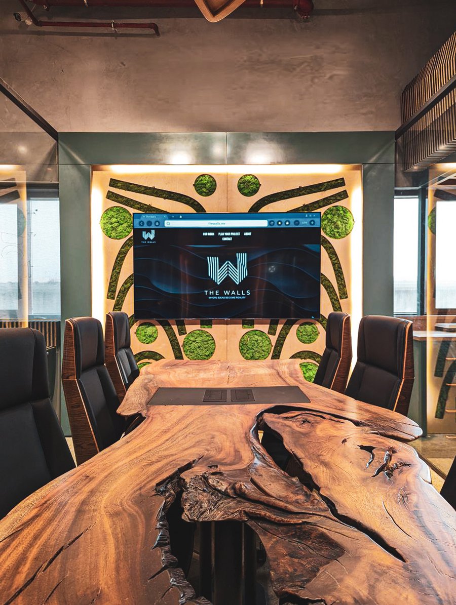 The Walls studio