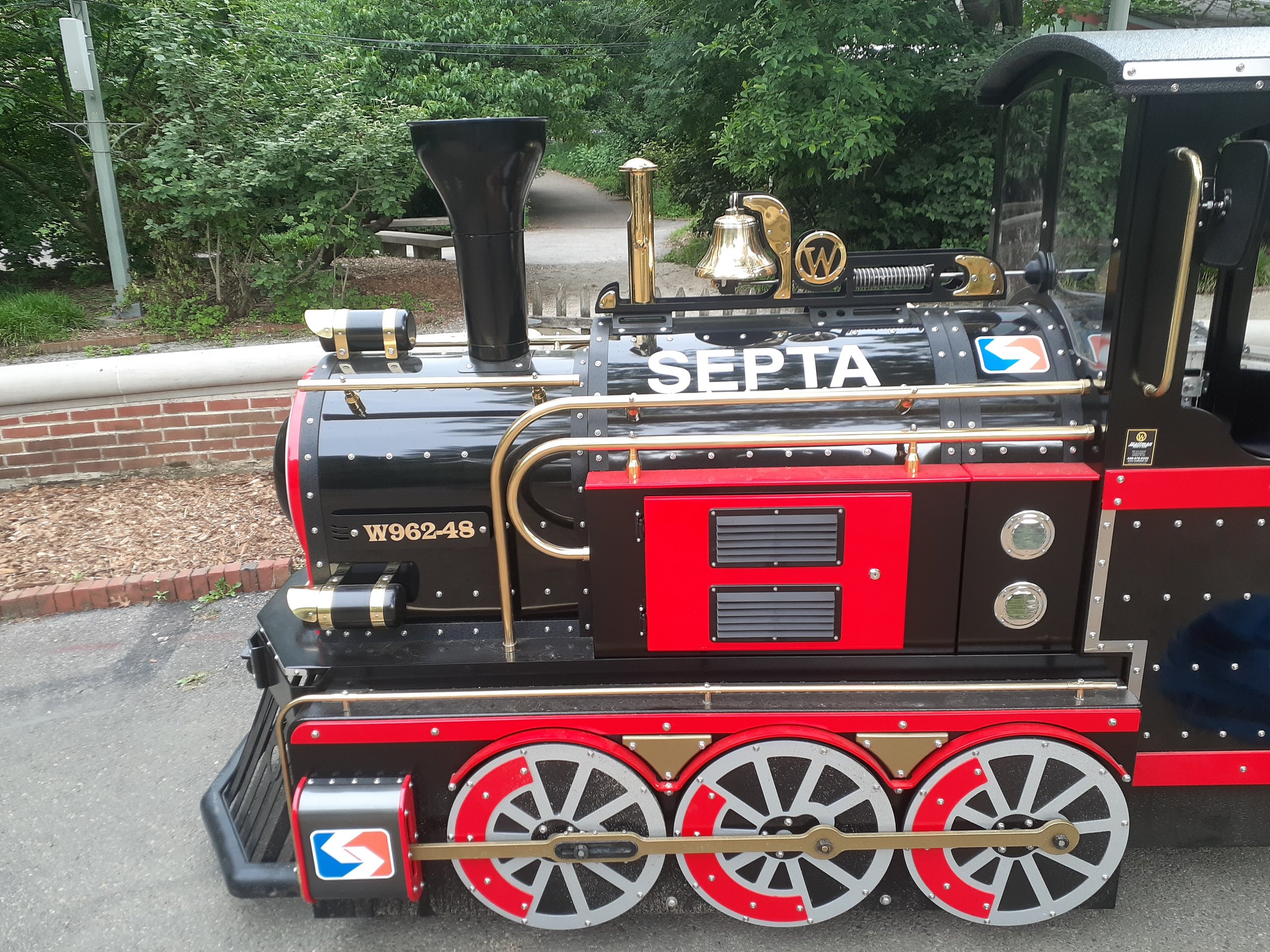 SEPTA PZ Express train