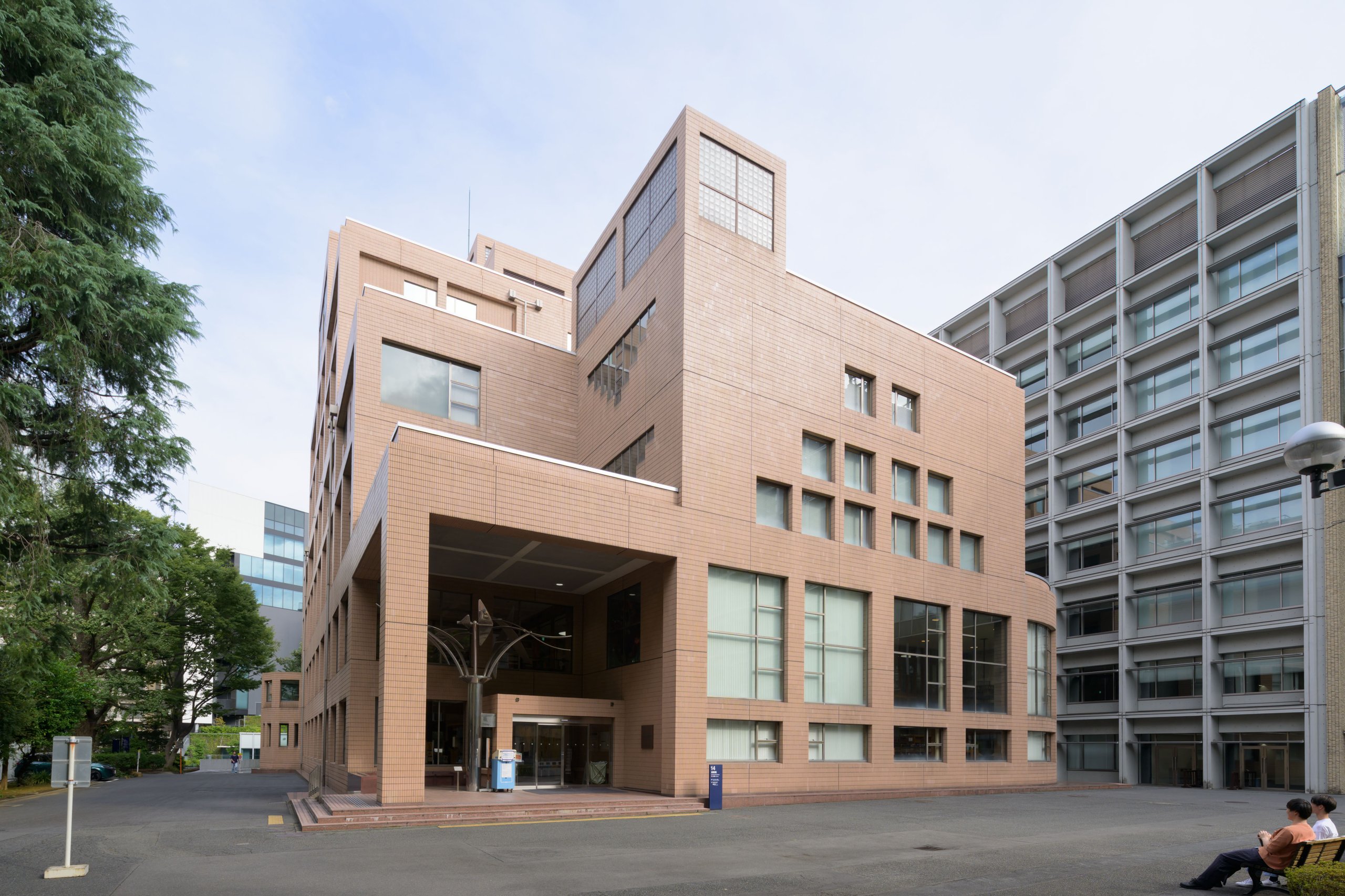 Mita Media Center��Exterior��