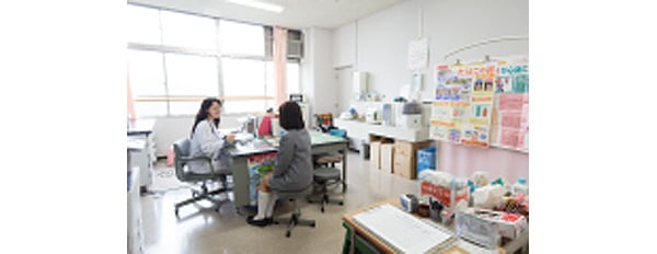 Girls' Senior High School Health Room