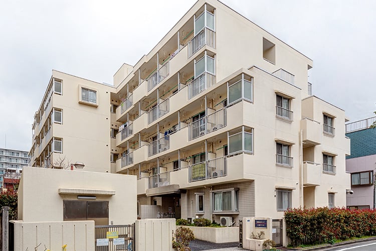 大森学生寮外観