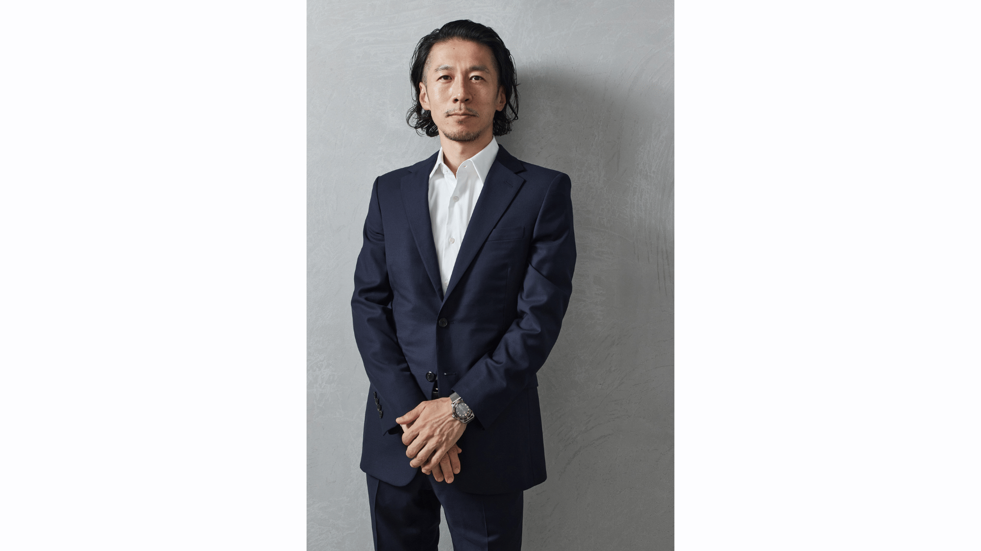 環境情報学部　教授　徳久悟