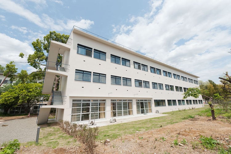 日吉寄宿舎外観