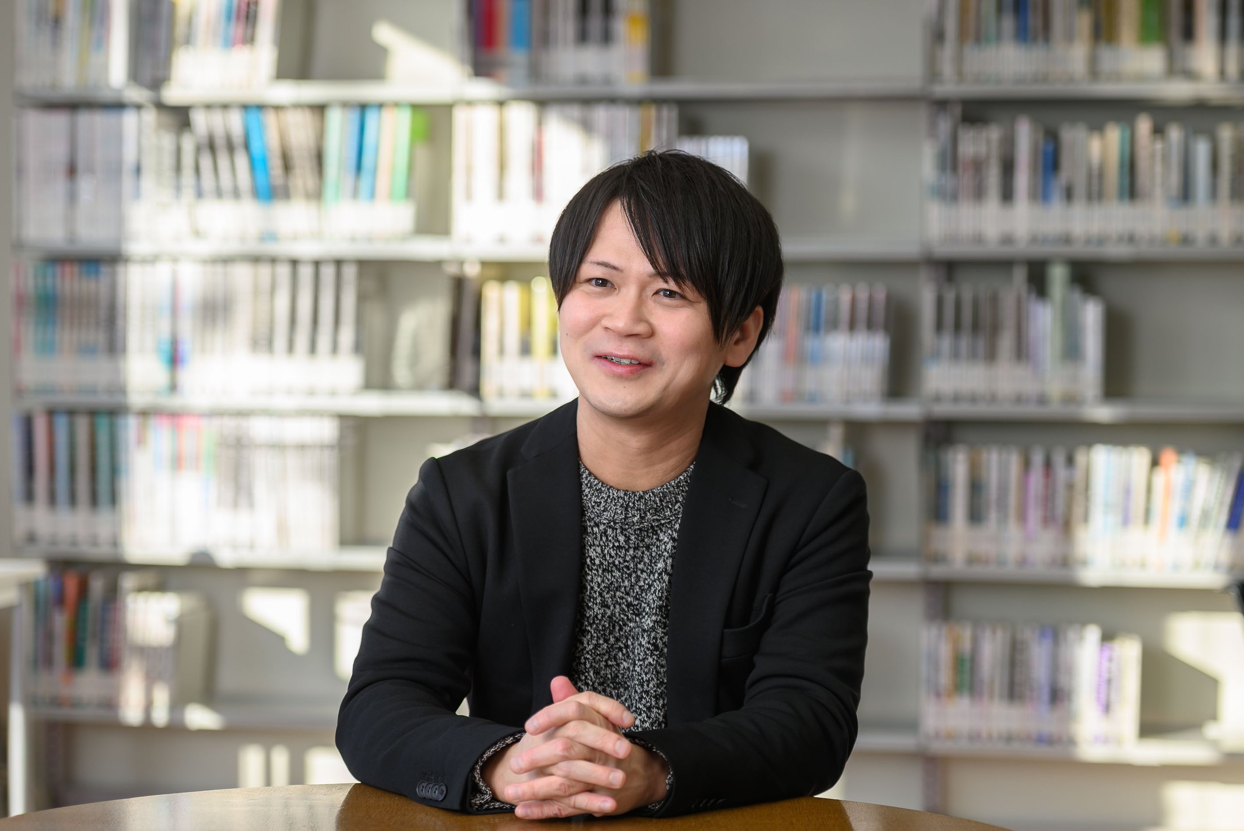 秋山さん