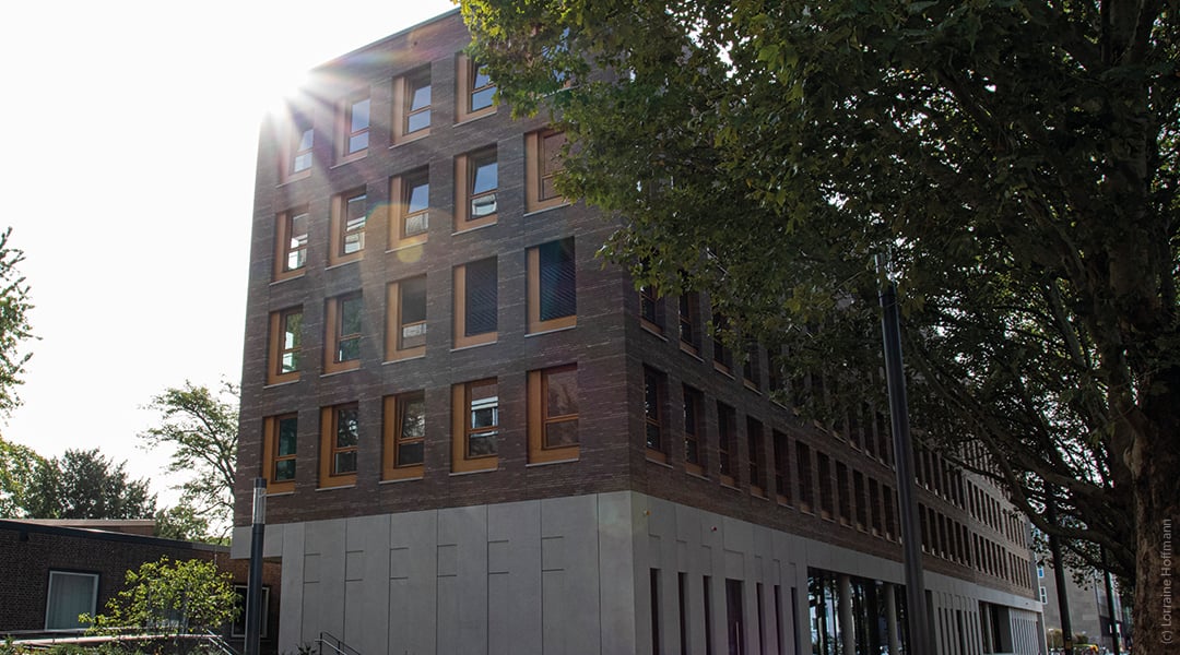 A photo of the Cologne University campus.