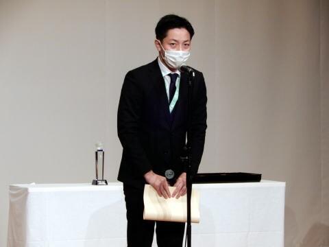 萬田さん受賞写真