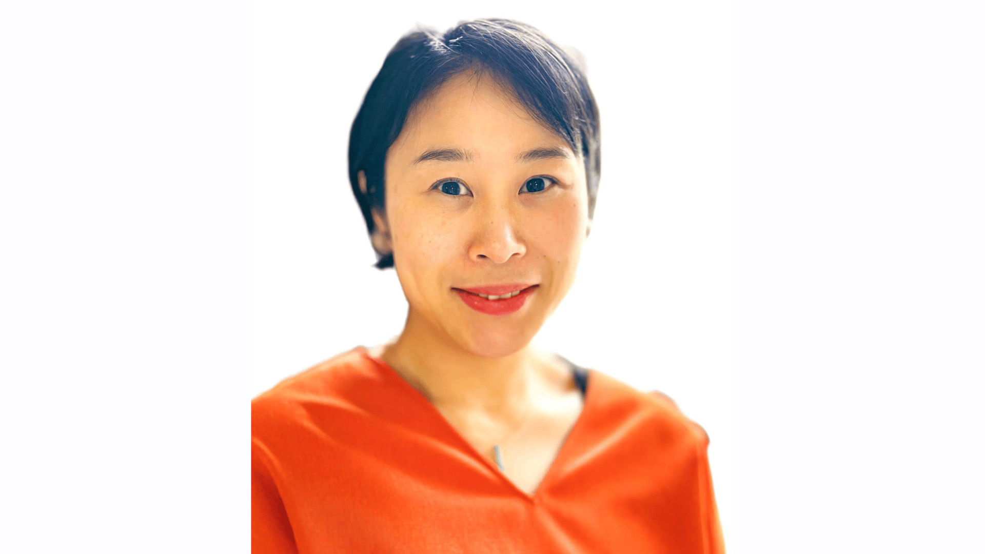 総合政策学部　准教授　冨樫あゆみ