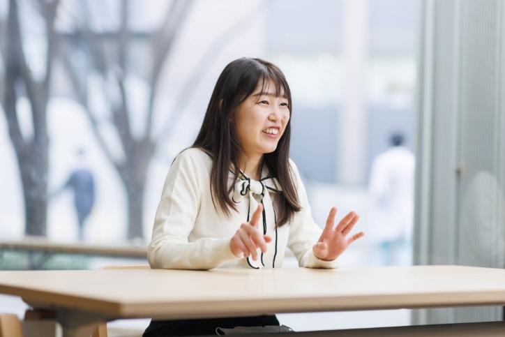 Kana Koinuma, Image 1