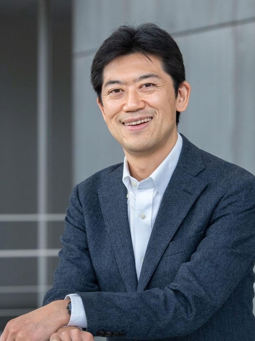 Professor Shimazu_Profile Photo