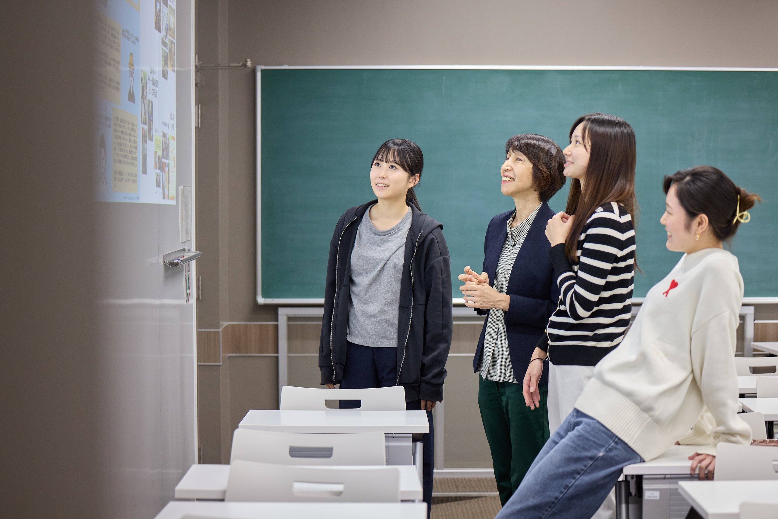 An image of a faculty member and a student