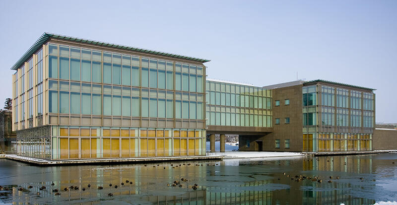 鶴岡タウンキャンパス