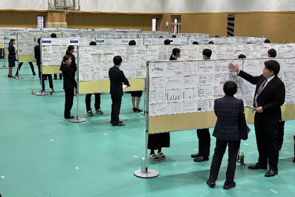 2025年度 薬学科卒業研究発表会