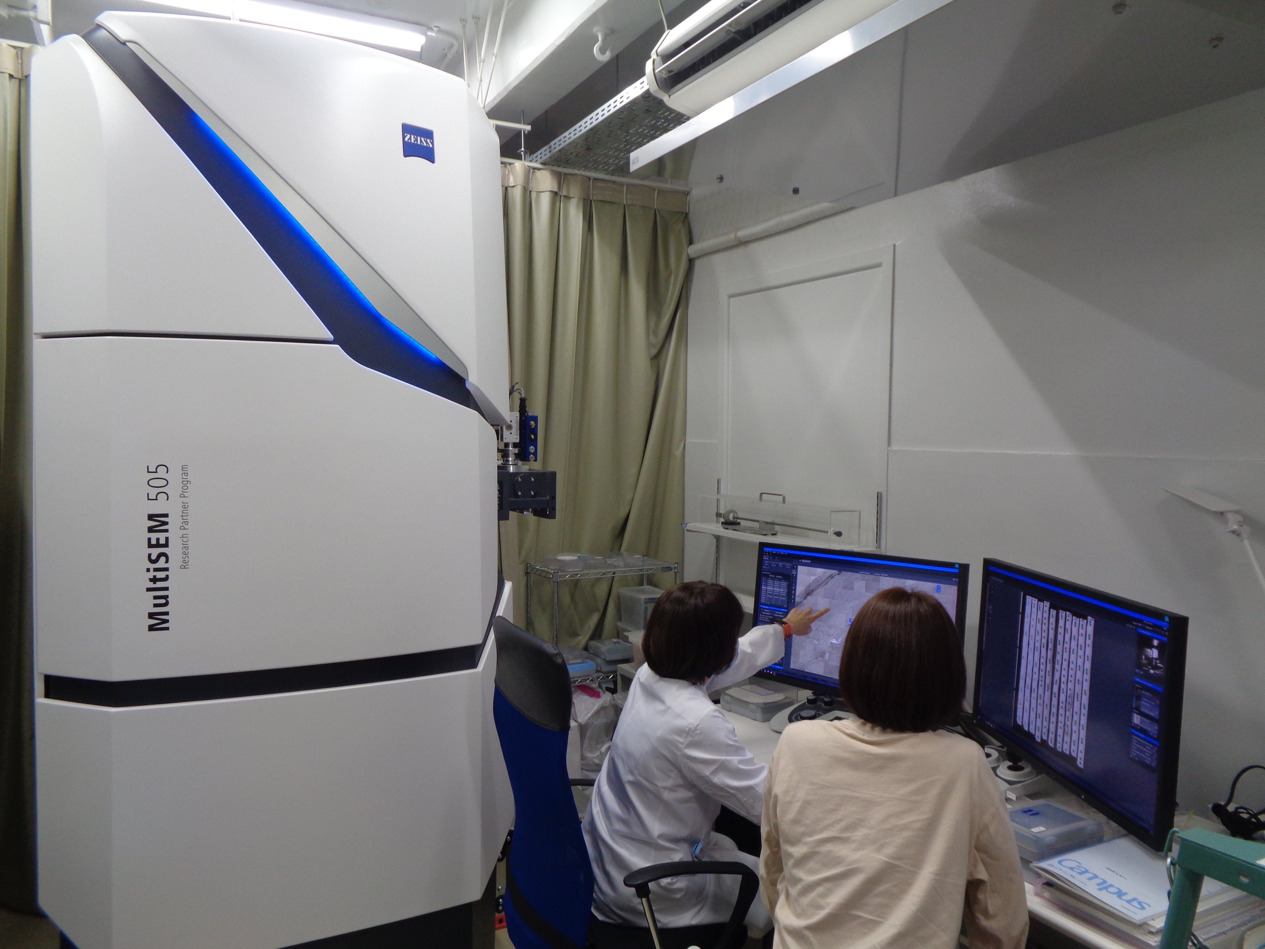 Electron Microscope Laboratory (Electron Microscope Laboratory)