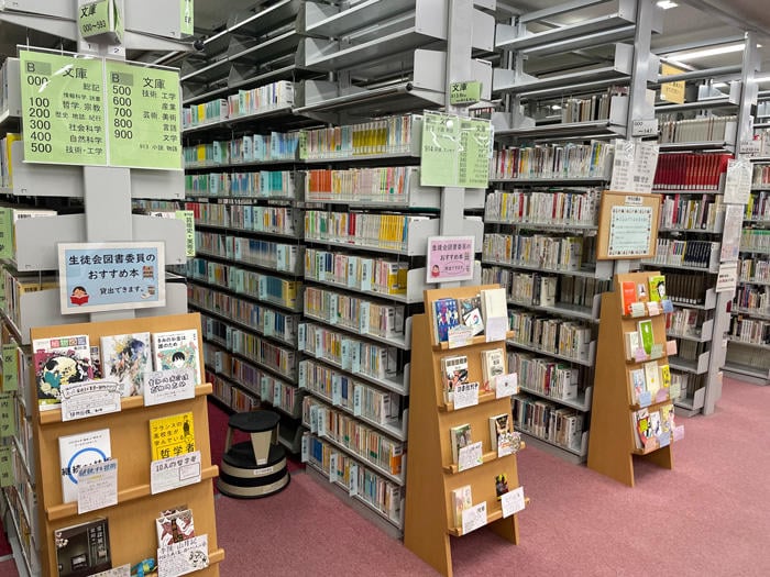 女子高図書室風景2
