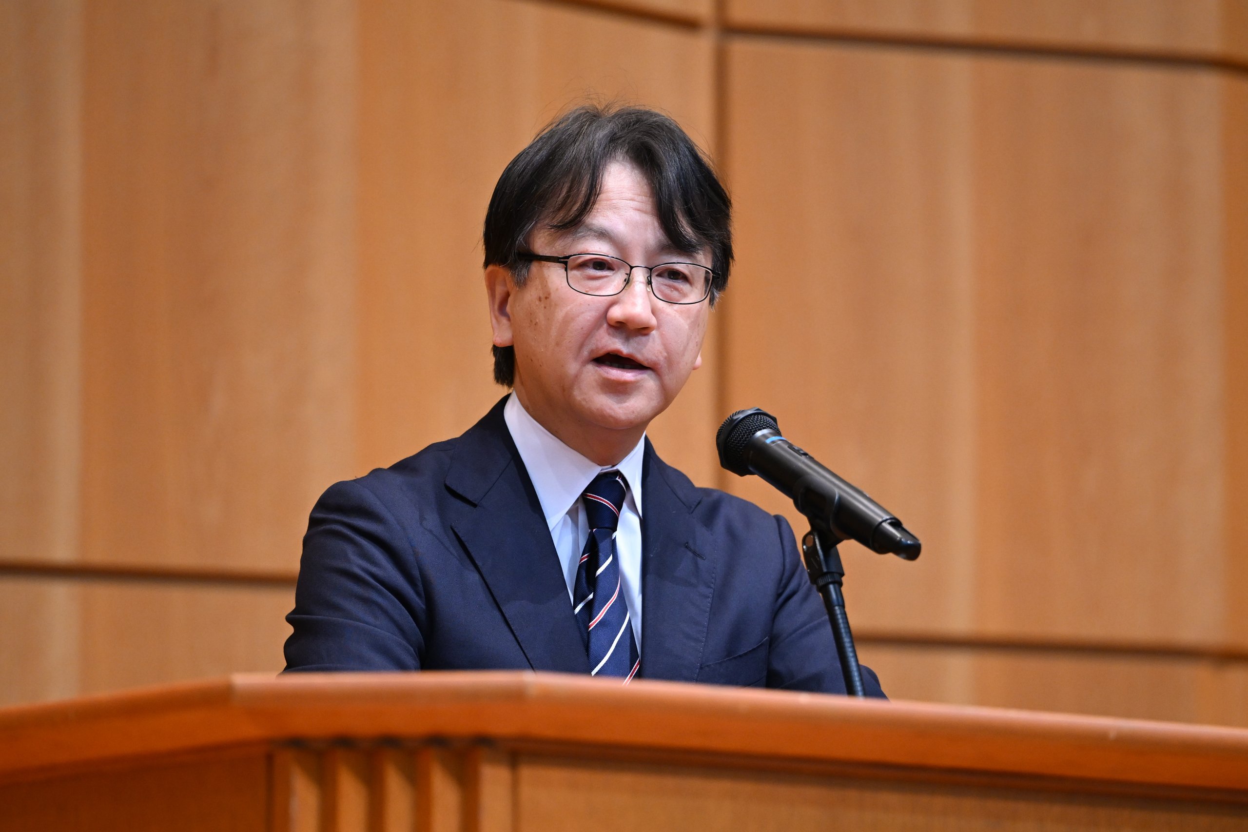 駒形哲哉常任理事による祝辞