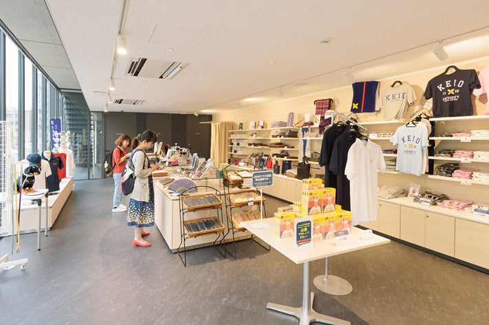 三田インフォメーションプラザの内観