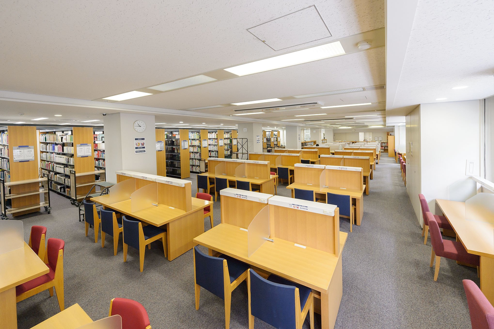 Media Center for Pharmaceutical Sciences��Interior��