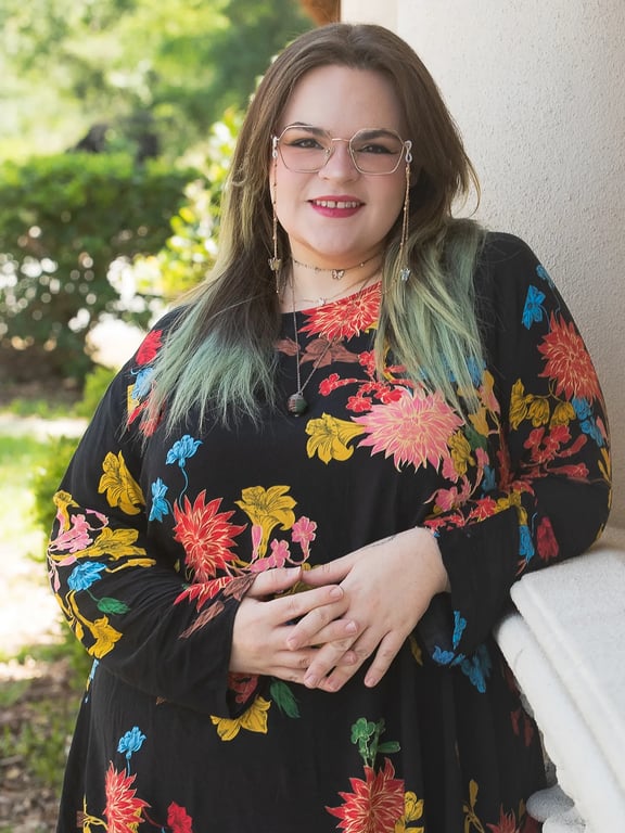 Chloe Johnson — LMHC — Licensed Therapist