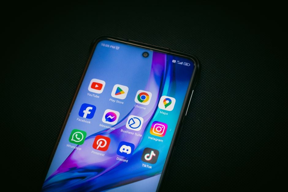 phone TikTok video with Google Maps verification travel