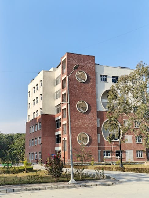 التداول خلال تقلبات نهاية السنة: خطة عملية لحماية رأس المال واستغلال تدفقات السيولة الموسمية [Education & Learning]